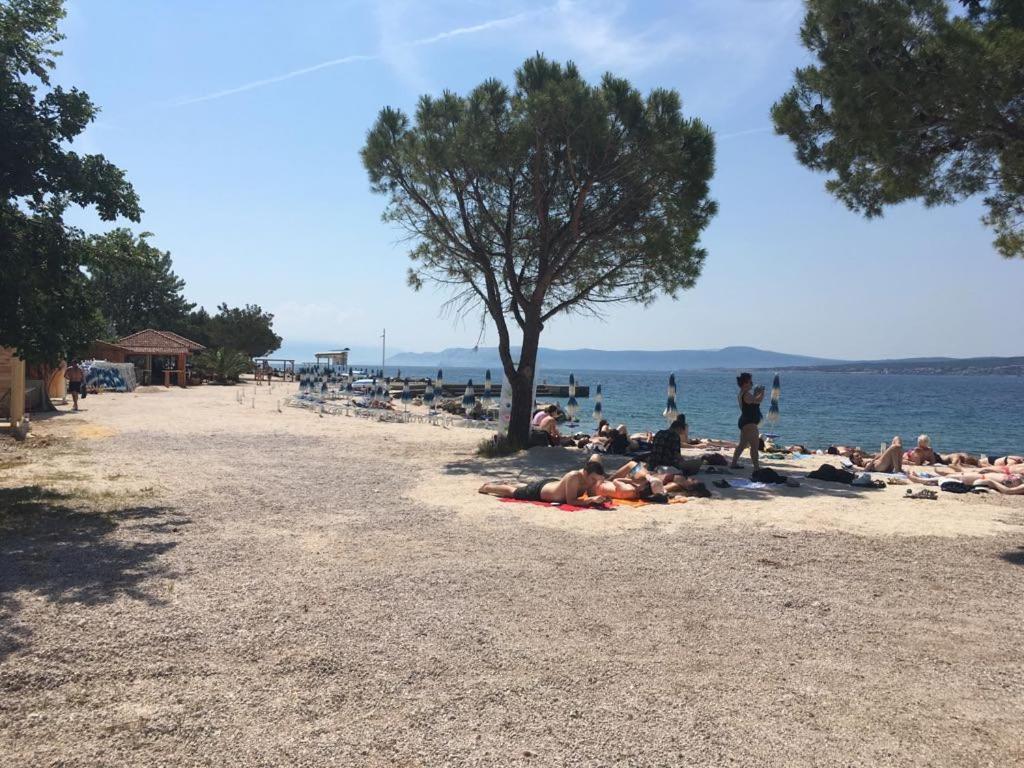 Velebit Apartments Dramalj Esterno foto