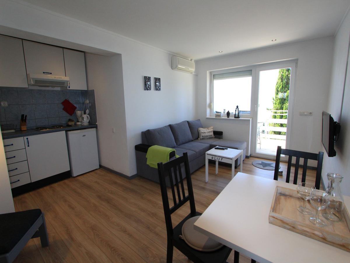 Velebit Apartments Dramalj Esterno foto
